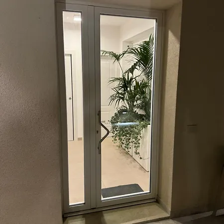 Coral *